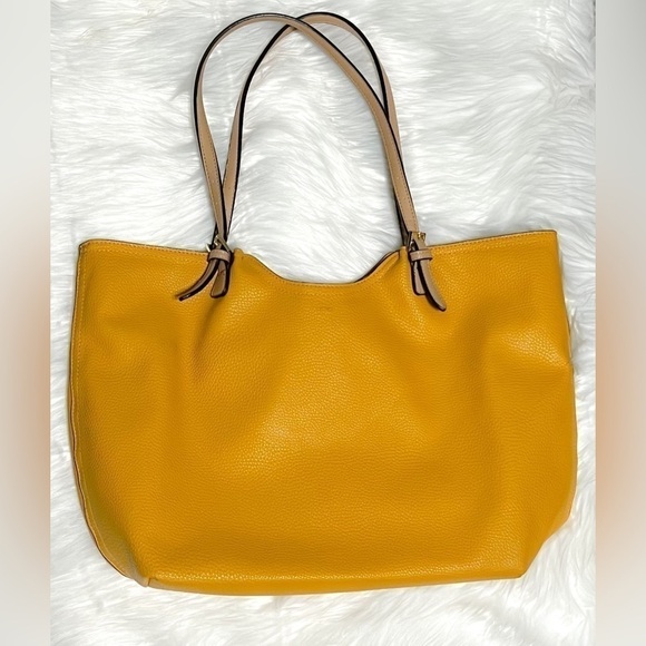 Tutilo New York Mustard Colored Shoulder Tote Bag - Picture 3 of 15